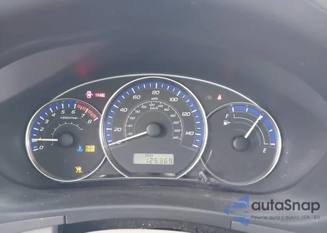 2010 Subaru Forester 2.5X Premium z USA, uszkodzony, nr VIN JF2SH6CC7AG774783